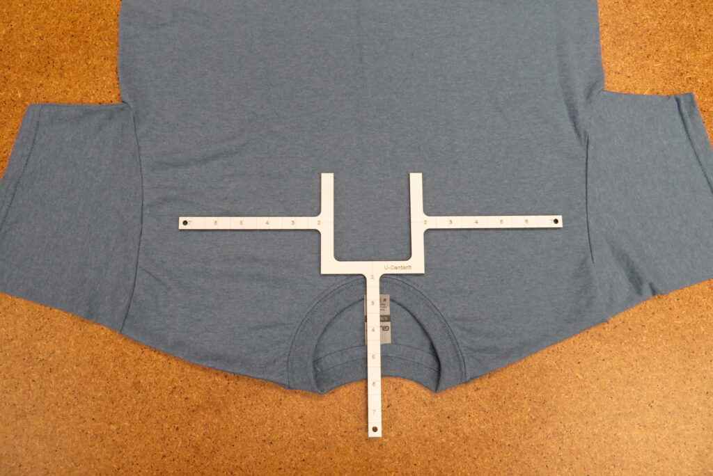 U-Centerit jig with shirt front